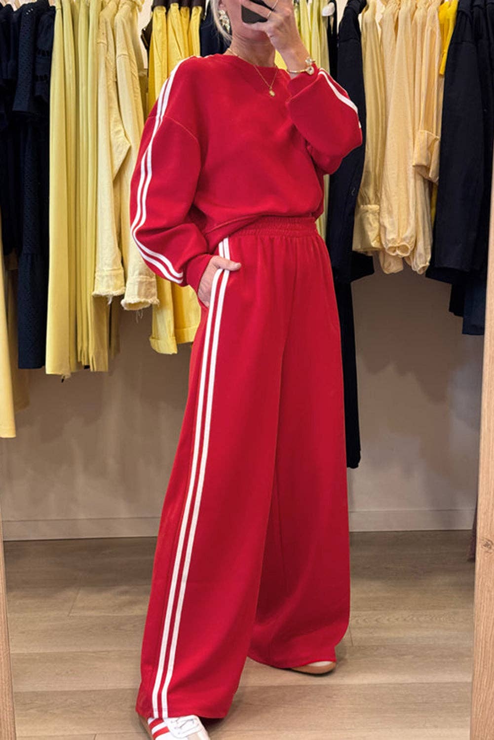 Varsity Striped Detail Crewneck Pullover Elastic Sweatpants 2pcs Outfit